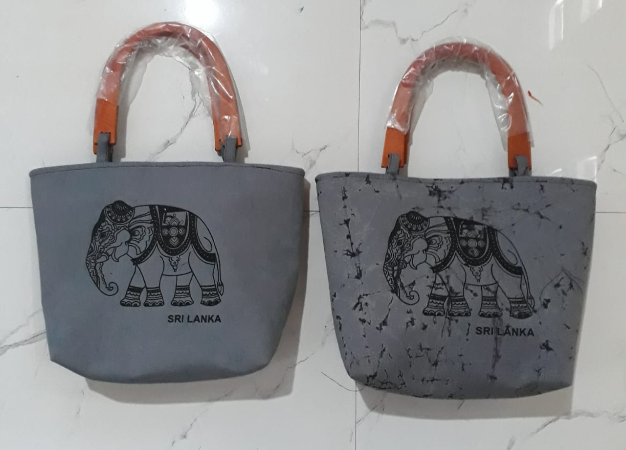 Hand made Bathik hand bags (BIGA 12)